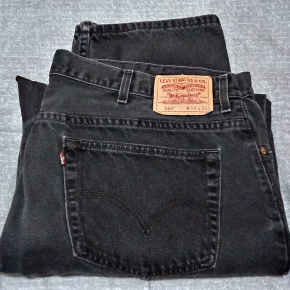 black levi's 560 comfort fit jeans